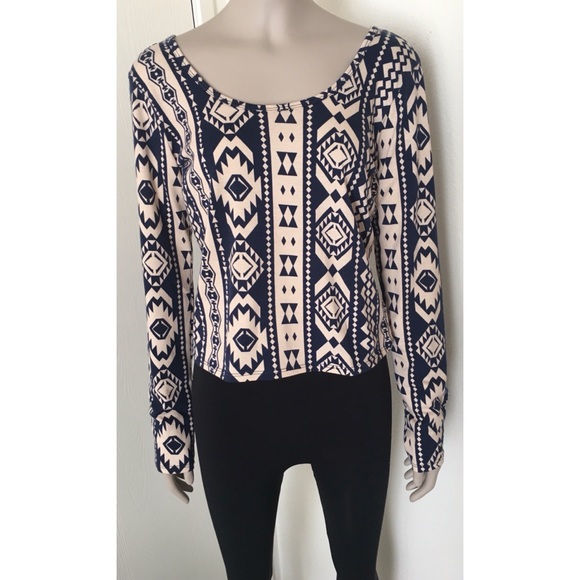LA Hearts Tribal Print Long Sleeve Crop Top - Picture 1 of 8